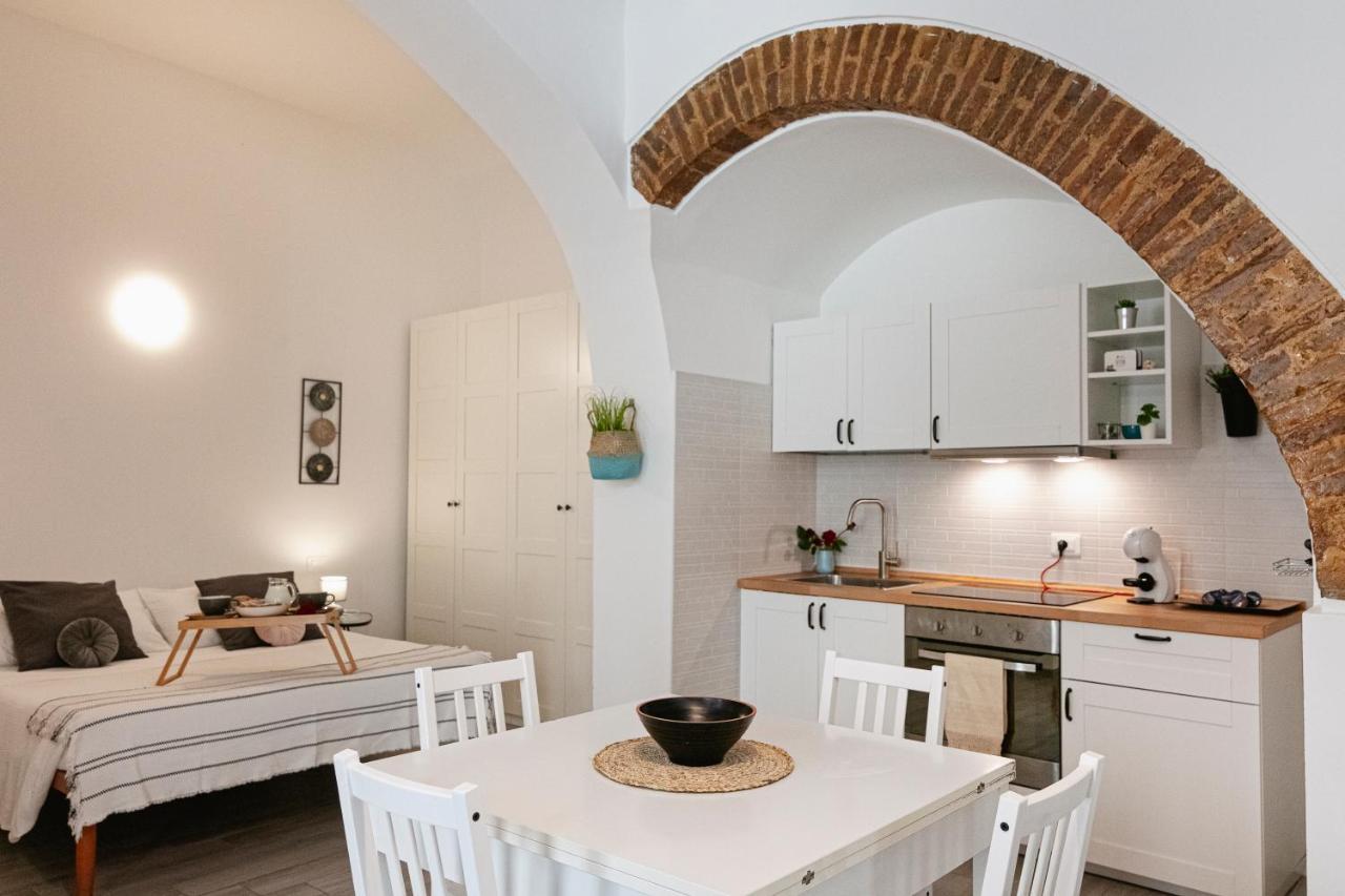 Апартаменты Zefiro21 Tiny House Термоли Экстерьер фото
