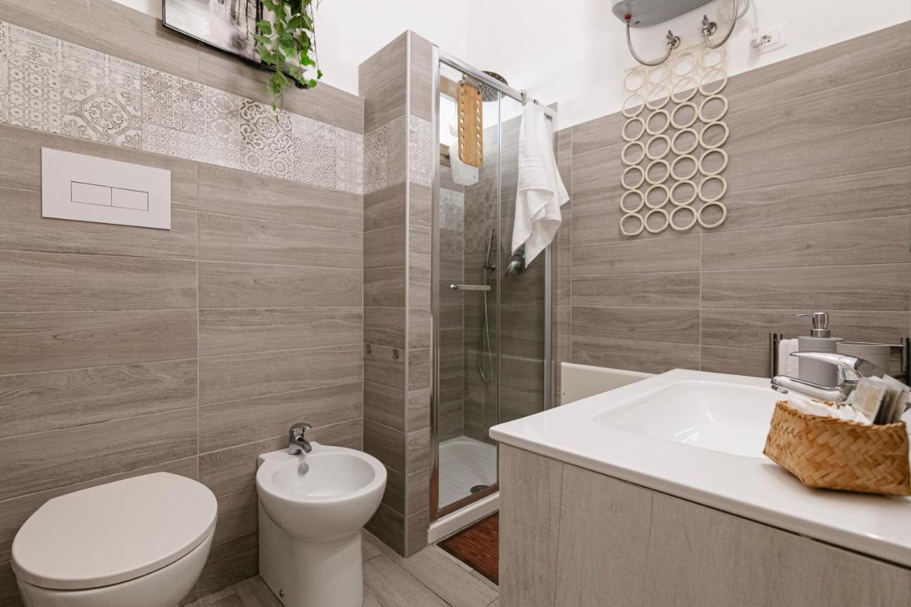Апартаменты Zefiro21 Tiny House Термоли Экстерьер фото