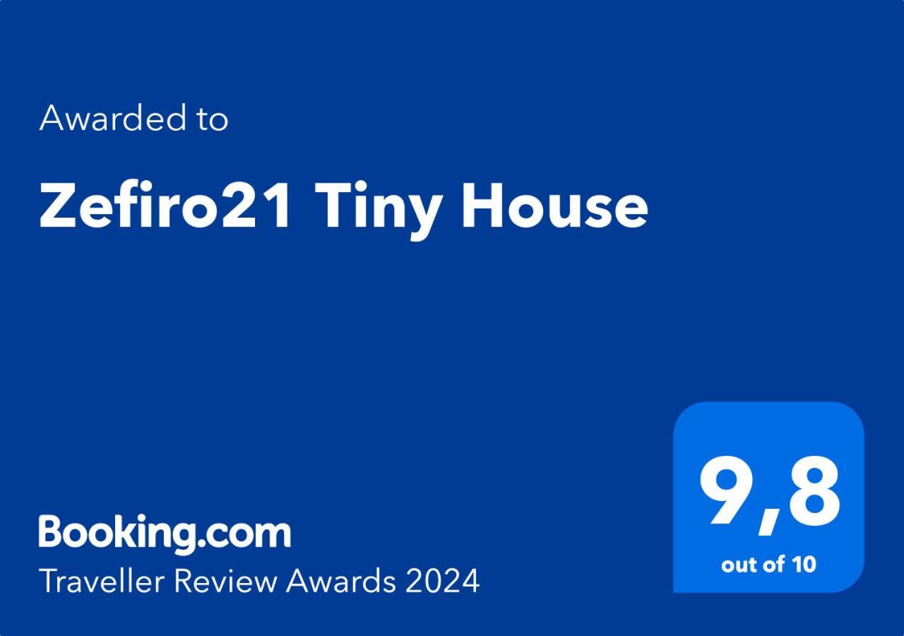 Апартаменты Zefiro21 Tiny House Термоли Экстерьер фото